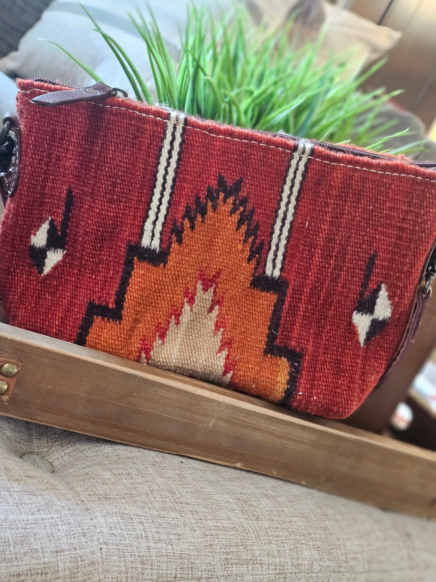 Rustic ways crossbody